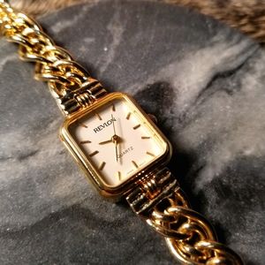 NWOT Gold Thick Chain Band Square Face Watch